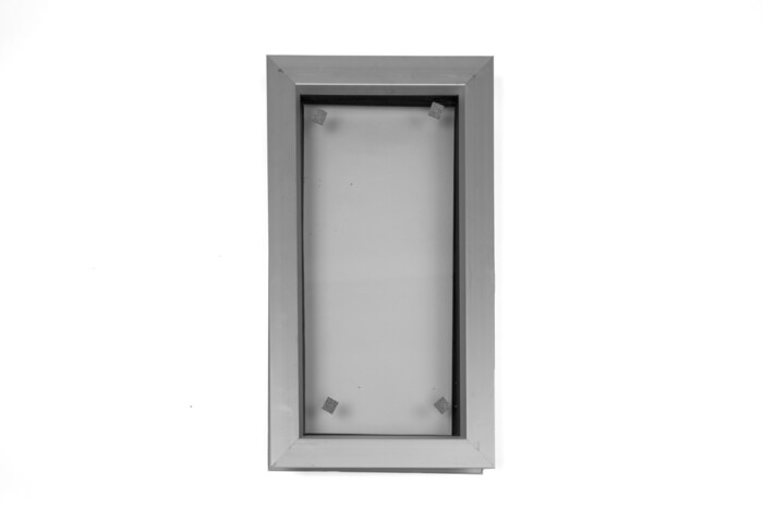 Isolerglas fönster 240x480 med ram